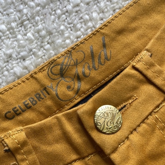 🔆 Celebrity Gold Size 2 Skinny Jean - Picture 8 of 15